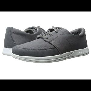 NWT Travis Mathew Gray Burwell shoe